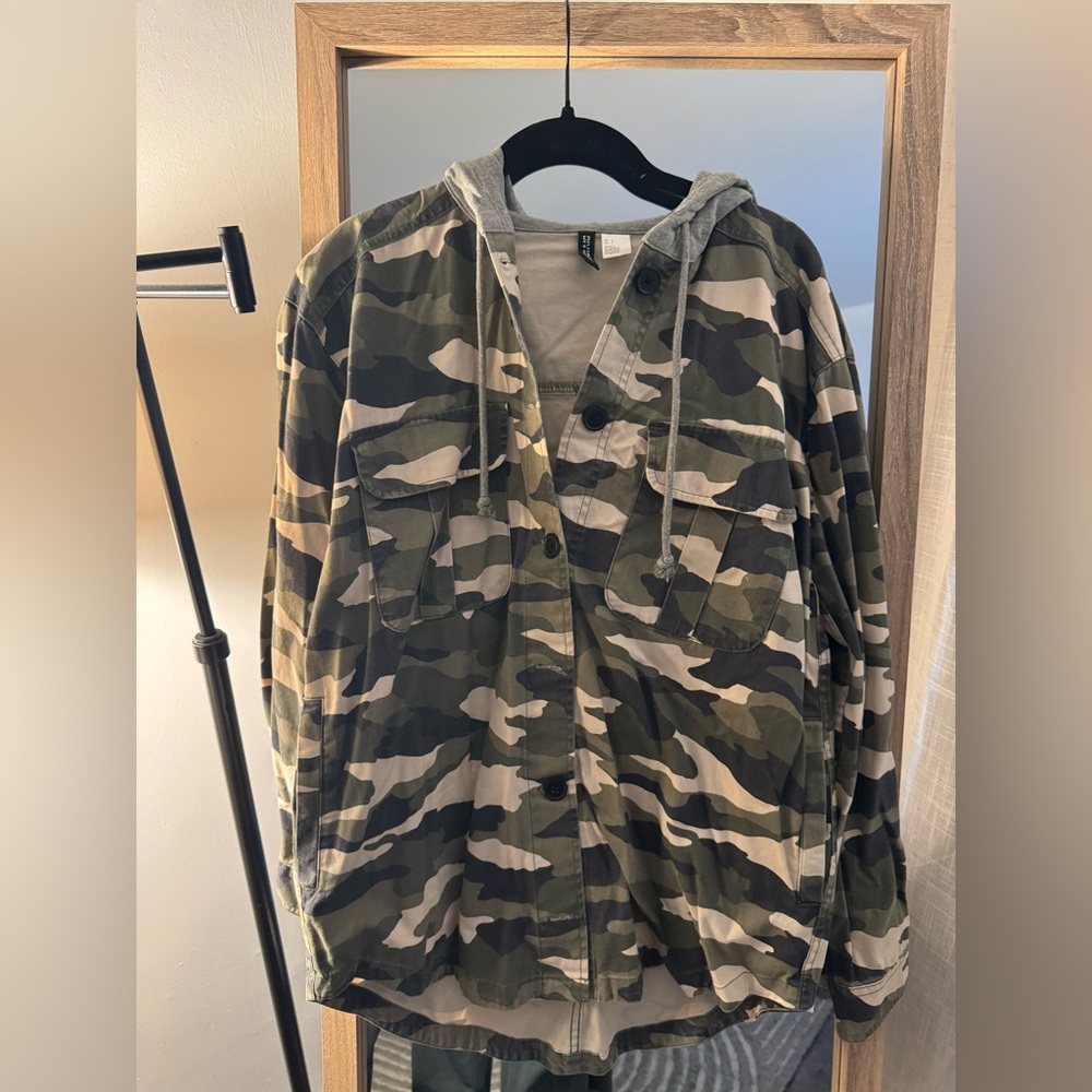 H&M hooded army fatigue jacket